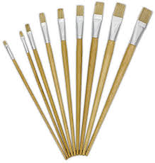 WOODEN HANDLE FLAT PAINT BRUSH